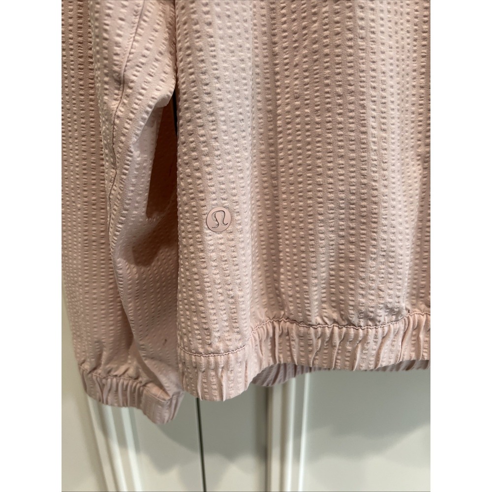 Lululemon Pack Light Pullover Packable Jacket Por… - image 6